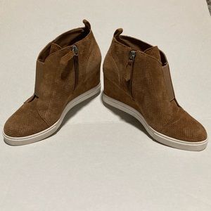 Paolo Zip Heel Sneaker